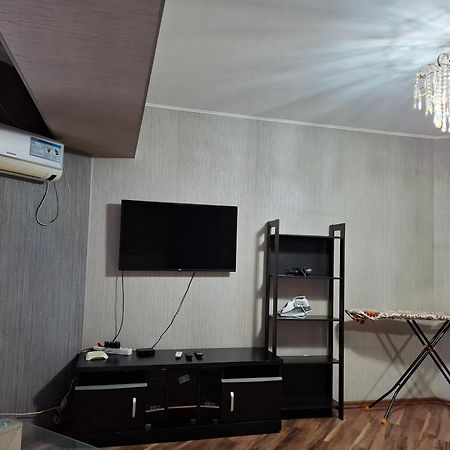 Apartment In Street Kievskaya 49 Bishkek Esterno foto