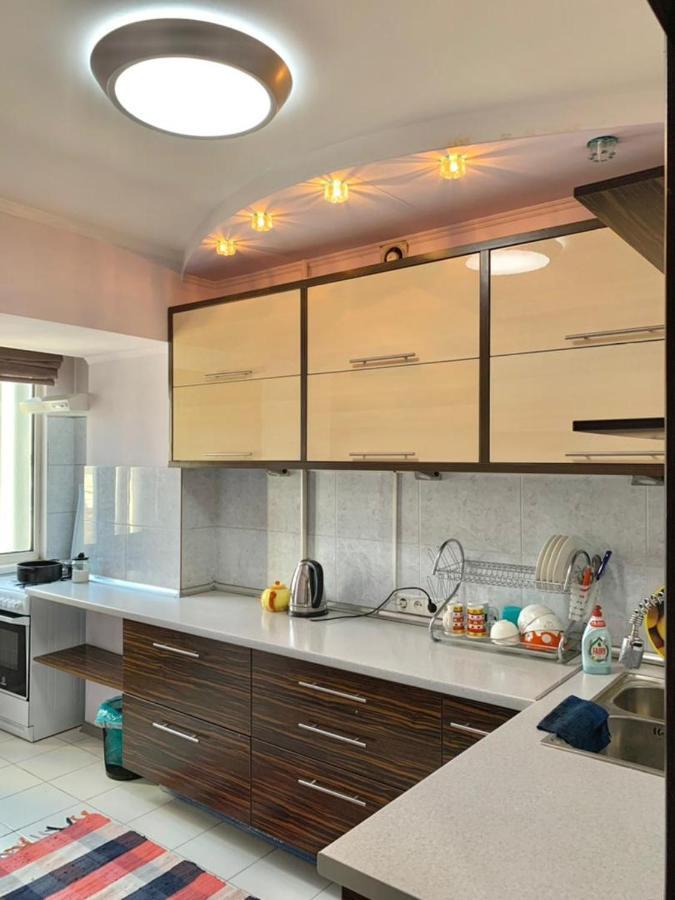 Apartment In Street Kievskaya 49 Bishkek Esterno foto