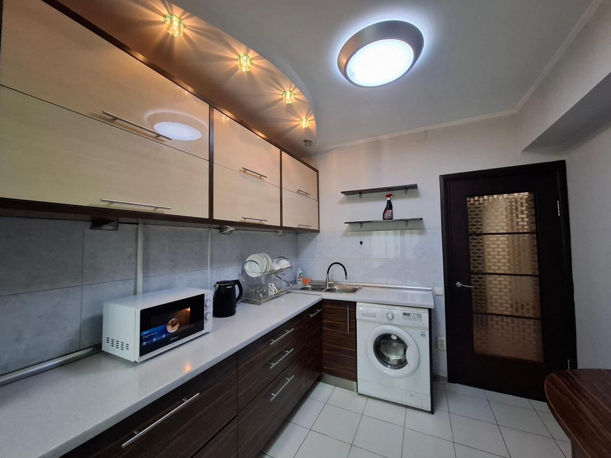 Apartment In Street Kievskaya 49 Bishkek Esterno foto